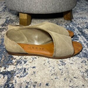 Sole Society Tan Perforated Cutout Open Toe Flats Size 10